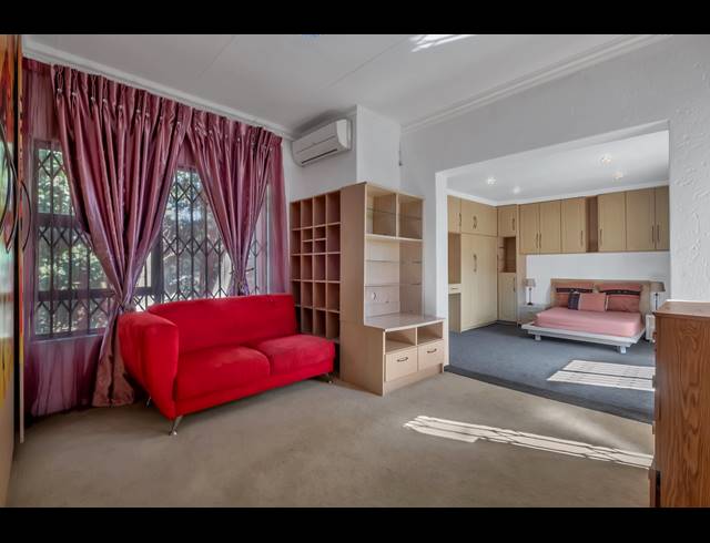 4 BEDROOM CLUSTER FOR SALE IN FERNDALE